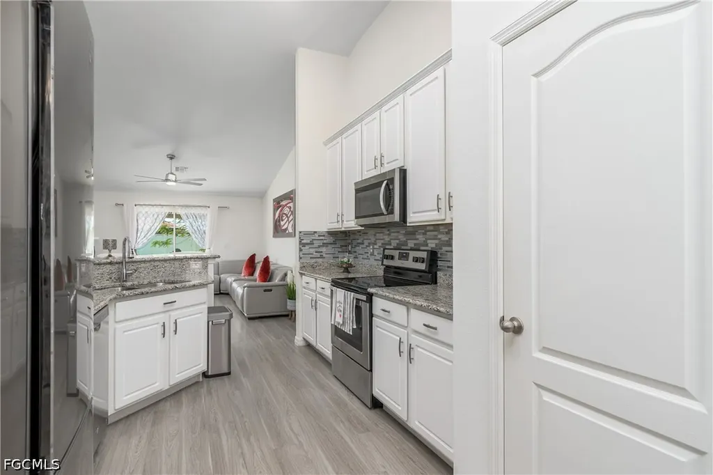 3524 SW 11th Avenue Cape Coral FL 33914