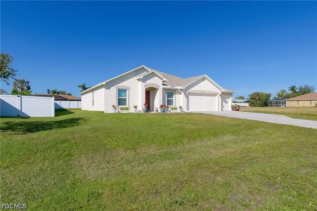 3524 SW 11th Avenue Cape Coral FL 33914
