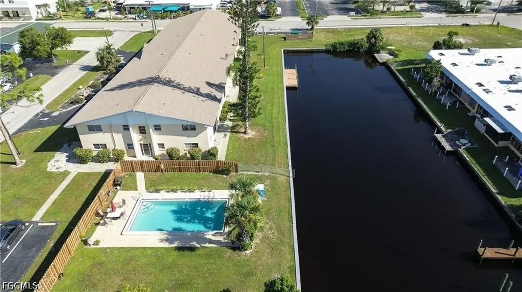 4901 Victoria Drive Cape Coral FL 33904