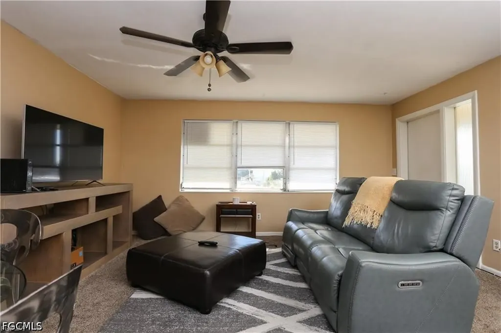 4901 Victoria Drive Cape Coral FL 33904