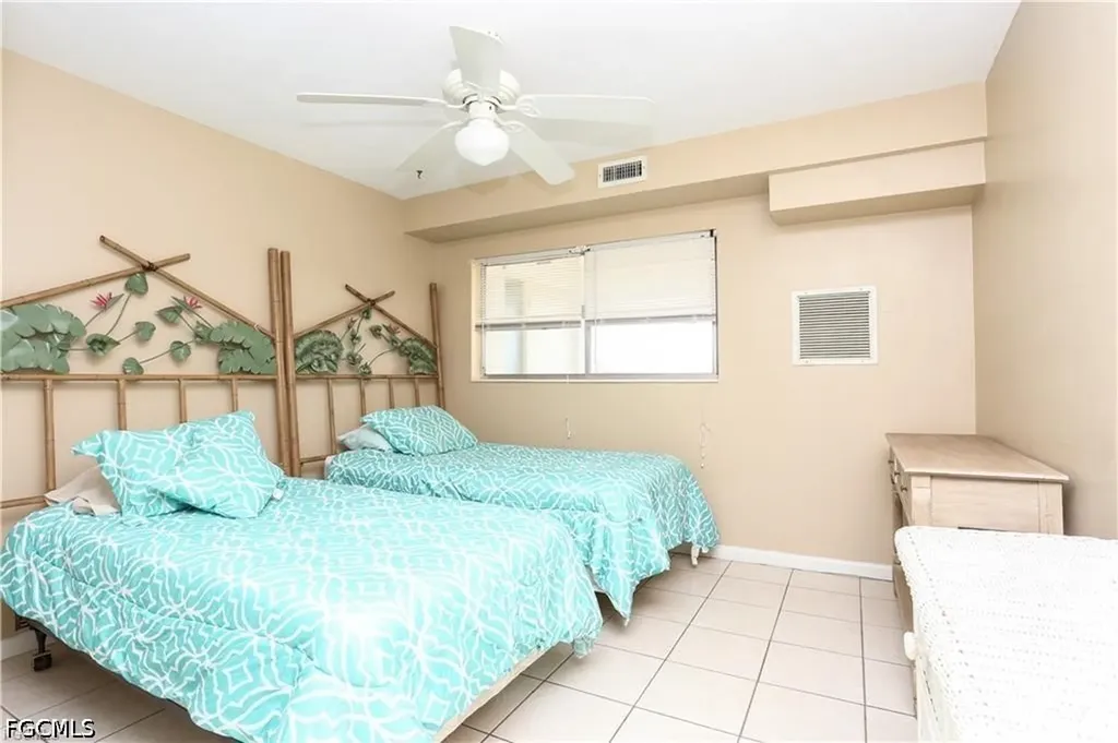 4901 Victoria Drive Cape Coral FL 33904