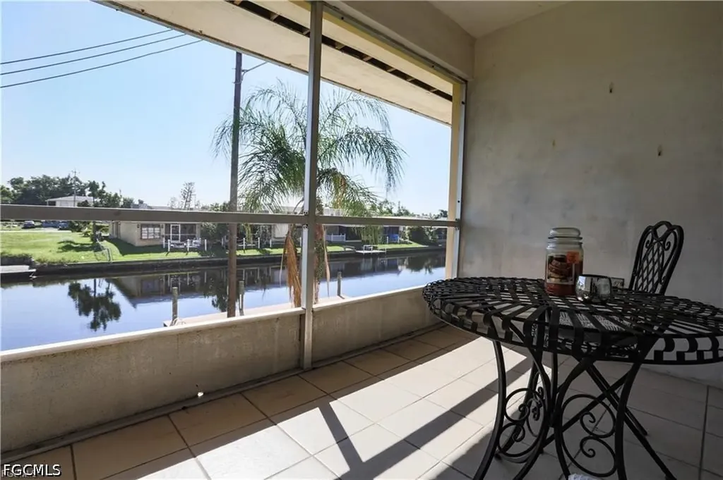 4901 Victoria Drive Cape Coral FL 33904