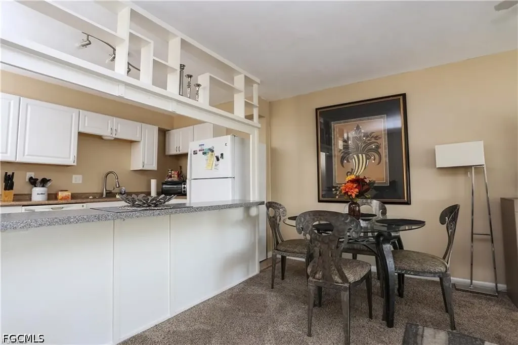 4901 Victoria Drive Cape Coral FL 33904