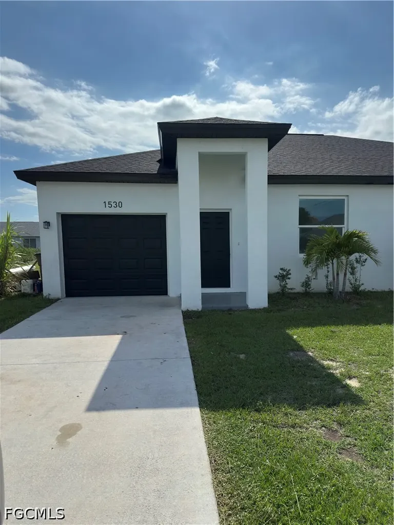 1530 Gilbert Avenue S Lehigh Acres FL 33973