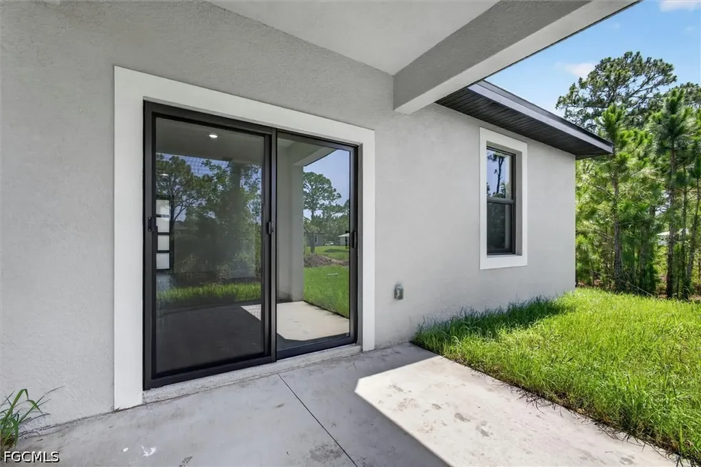 1130 Dutchess Street E Lehigh Acres FL 33974