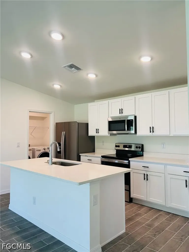 4129 NE 20th Place Cape Coral FL 33909