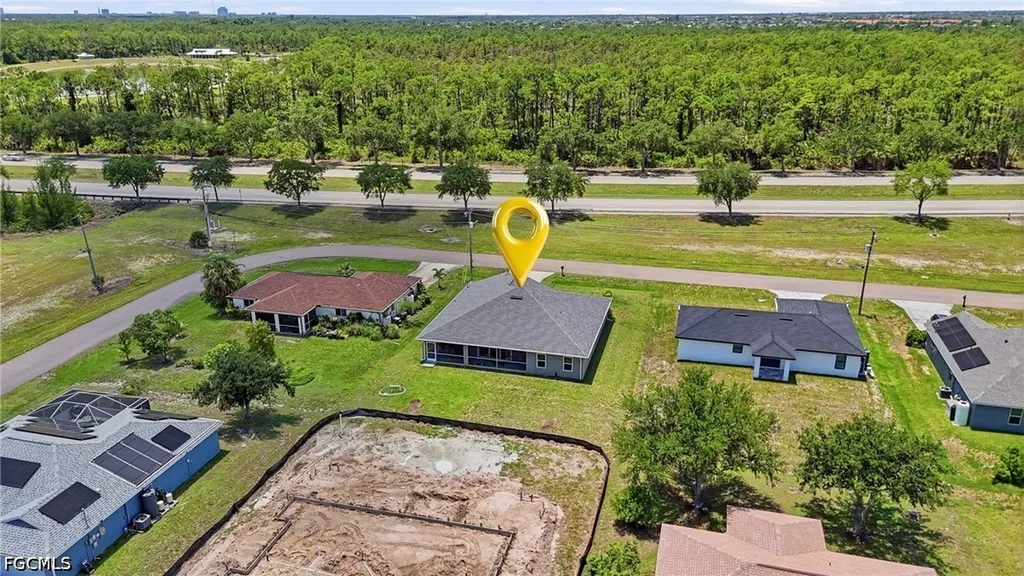 1927 NE 33rd Street Cape Coral FL 33909