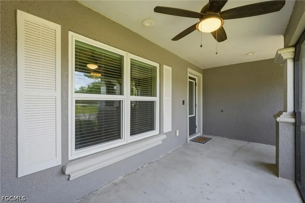 1927 NE 33rd Street Cape Coral FL 33909