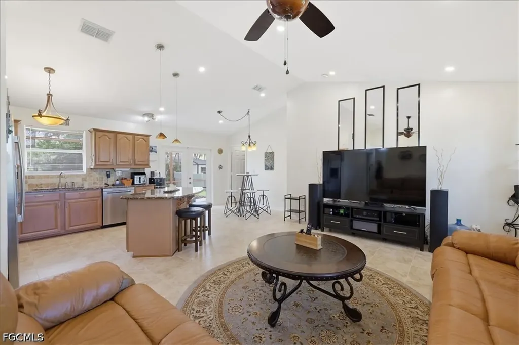 4321 SW 16th Place Cape Coral FL 33914