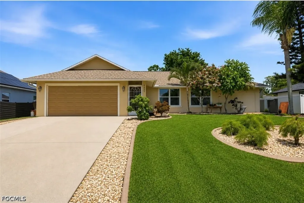 4321 SW 16th Place Cape Coral FL 33914