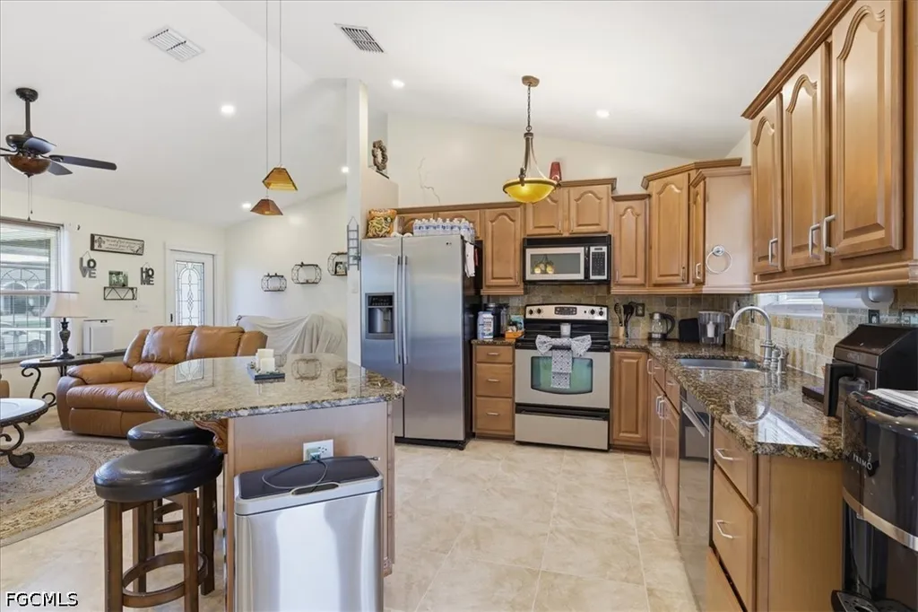 4321 SW 16th Place Cape Coral FL 33914