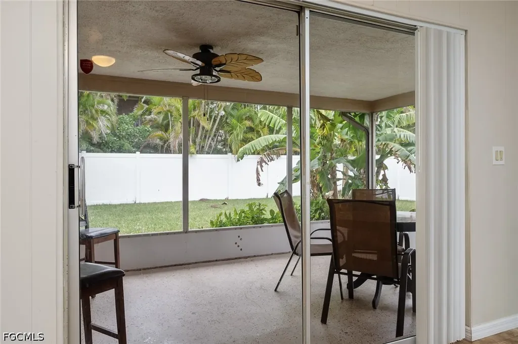 4212 SE 19th Place Cape Coral FL 33904