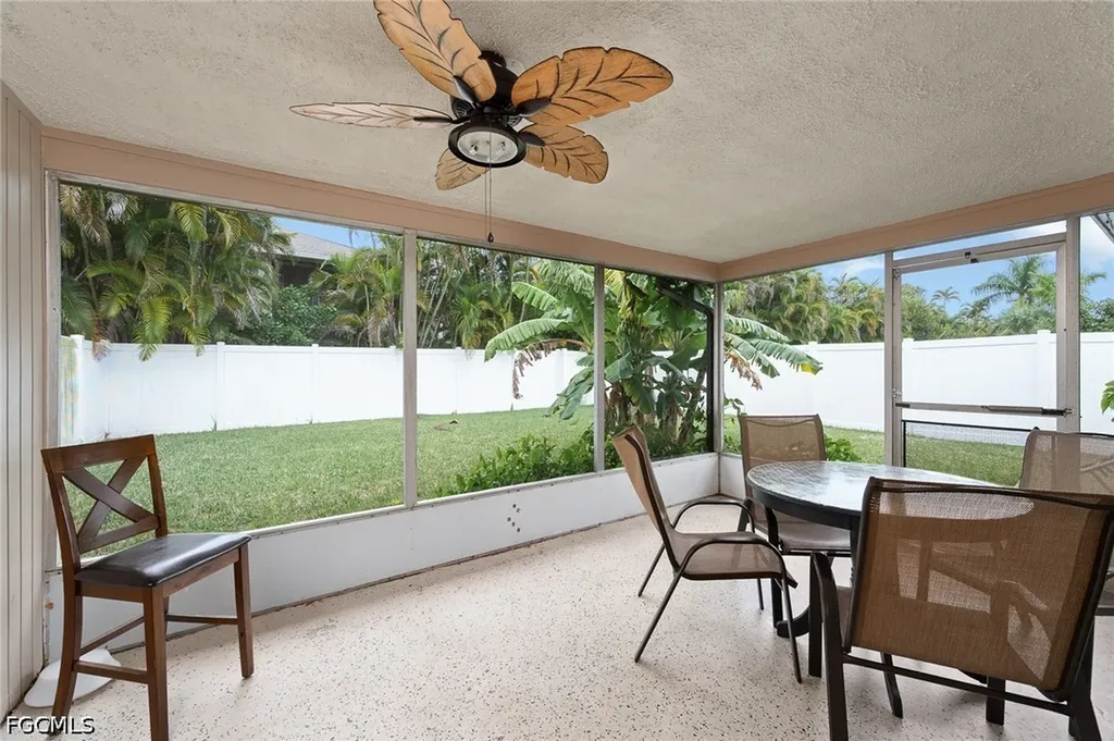 4212 SE 19th Place Cape Coral FL 33904