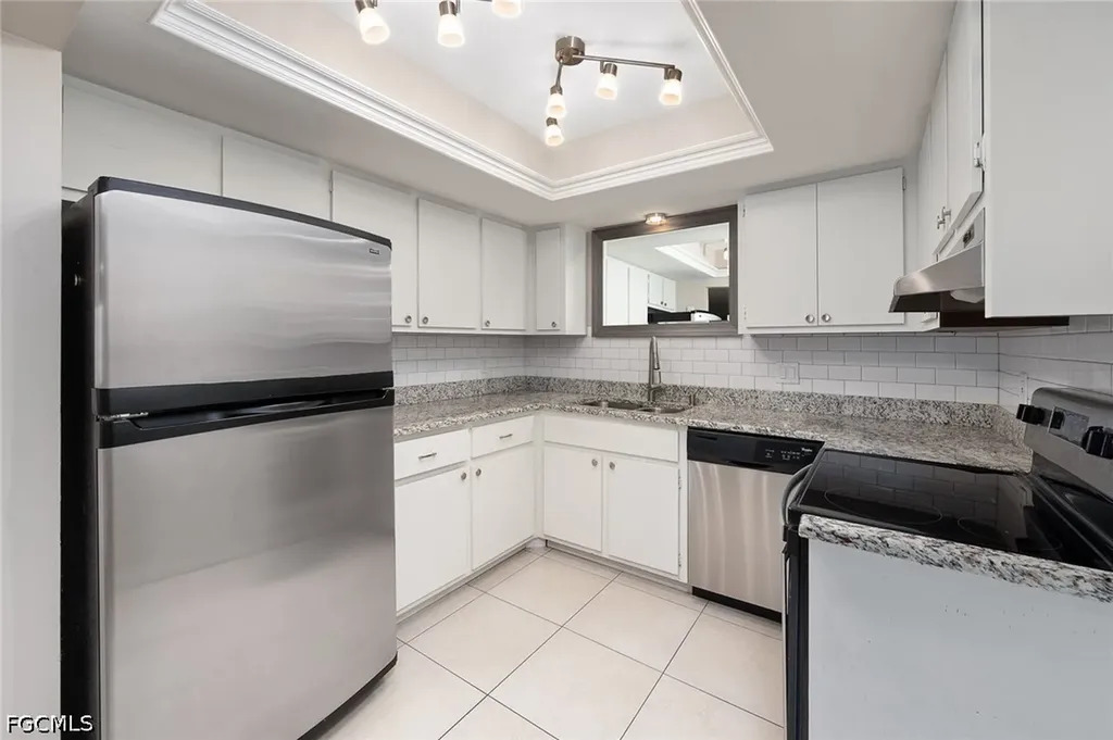 4212 SE 19th Place Cape Coral FL 33904