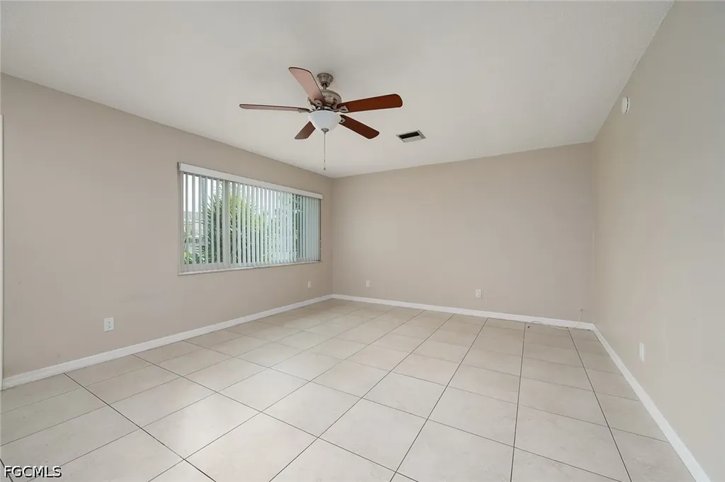 4212 SE 19th Place Cape Coral FL 33904