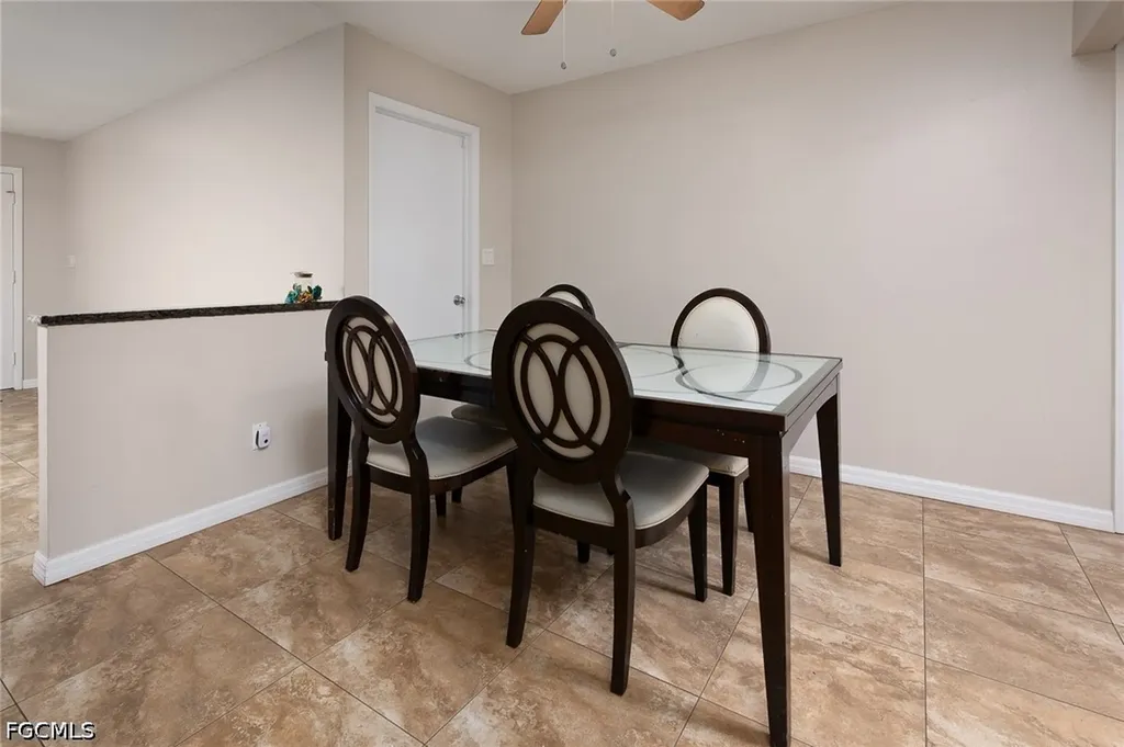 4212 SE 19th Place Cape Coral FL 33904