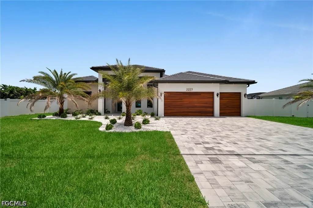 2227 SW 15th Place Cape Coral FL 33991