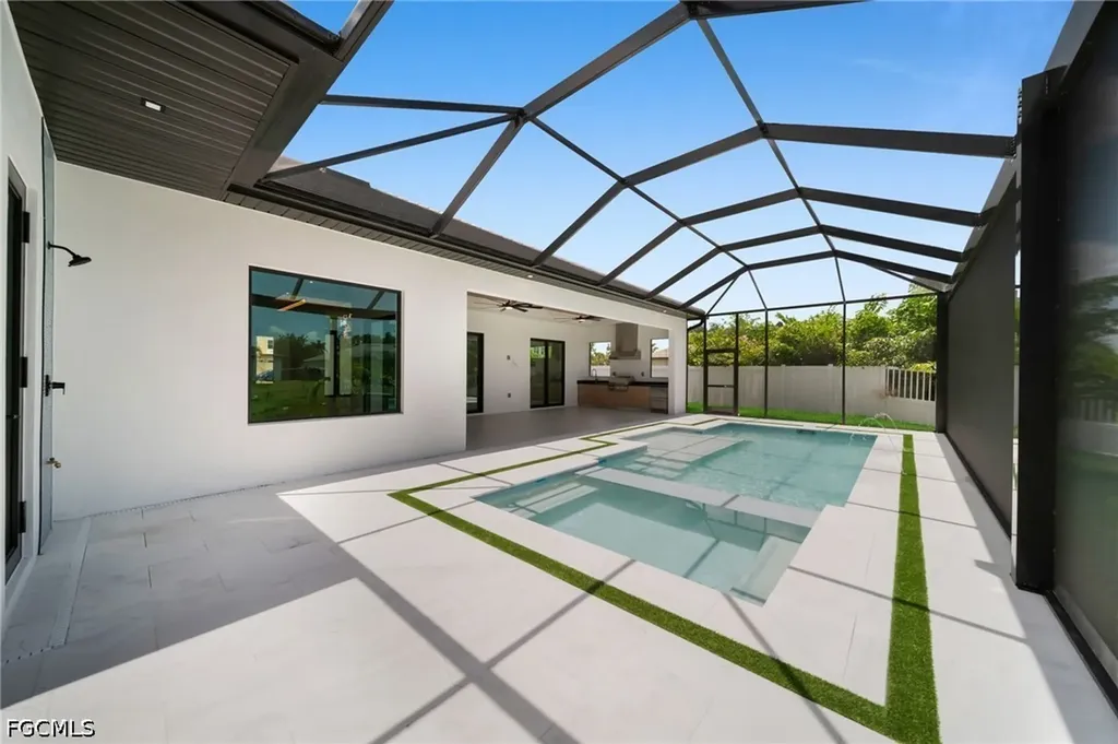 2227 SW 15th Place Cape Coral FL 33991