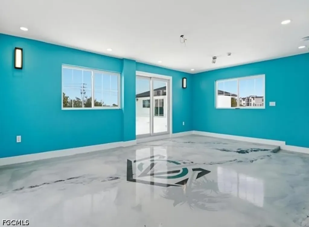 3706 Broadway Fort Myers FL 33901