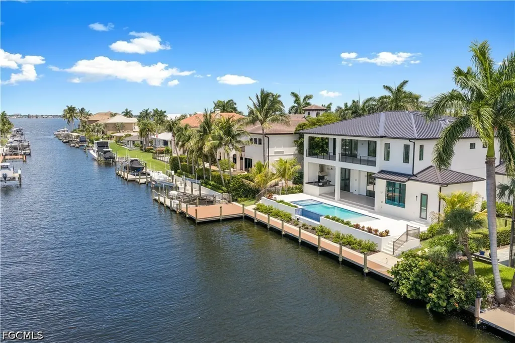 846 Cypress Lake Circle Fort Myers FL 33919