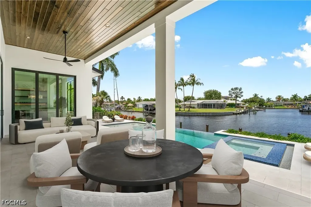 846 Cypress Lake Circle Fort Myers FL 33919