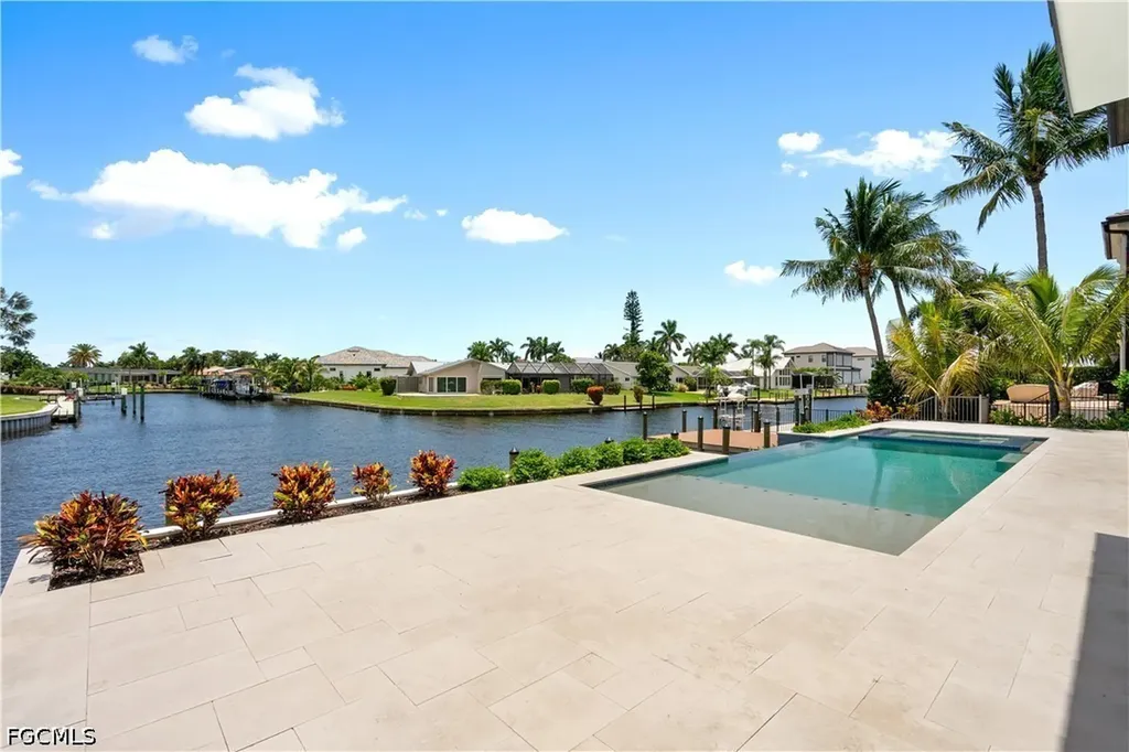 846 Cypress Lake Circle Fort Myers FL 33919