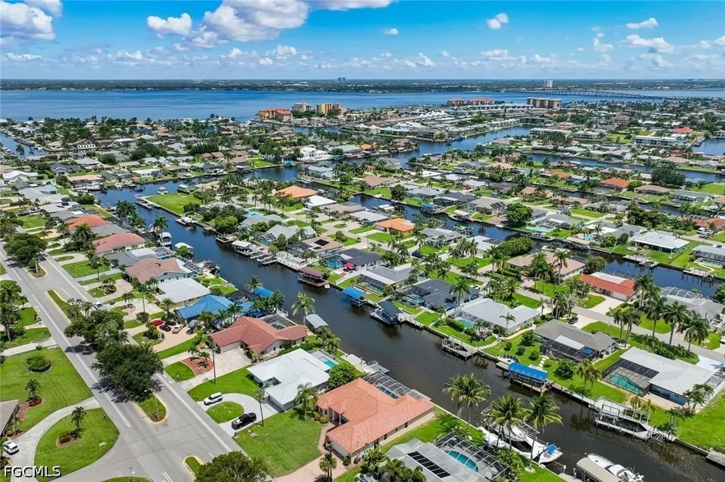 1632 Savona Parkway Cape Coral FL 33904