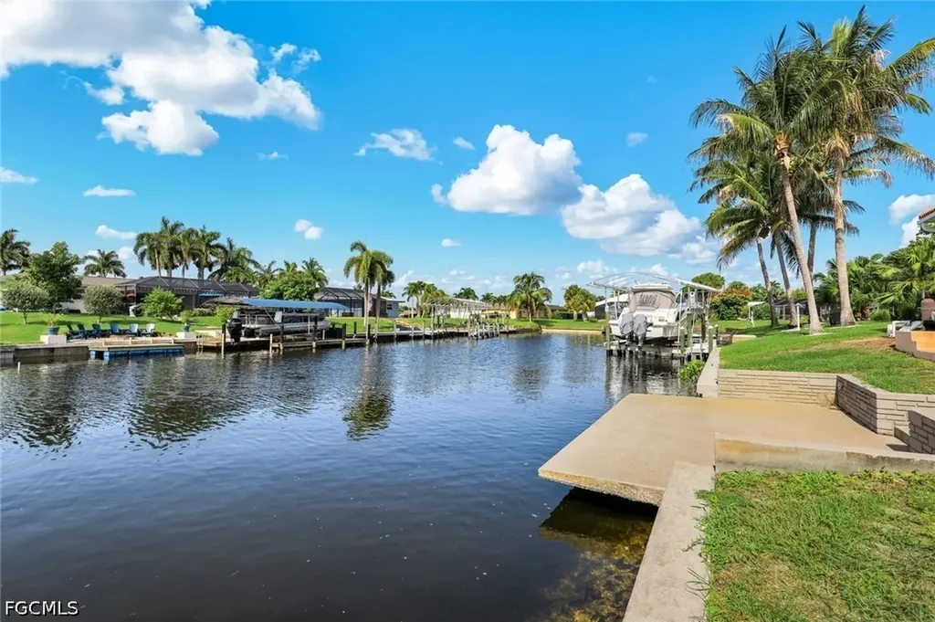 1632 Savona Parkway Cape Coral FL 33904