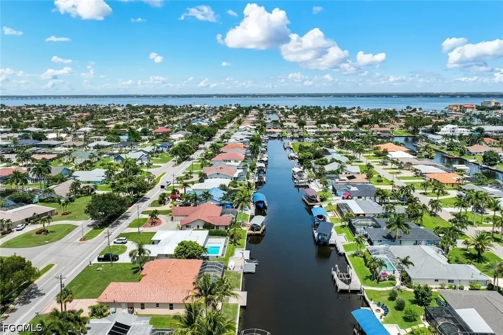 1632 Savona Parkway Cape Coral FL 33904