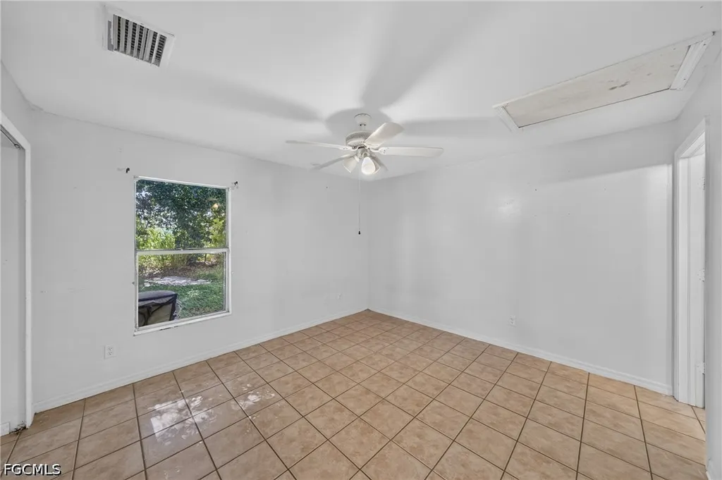 1133/1135 Gordon Avenue S Lehigh Acres FL 33973