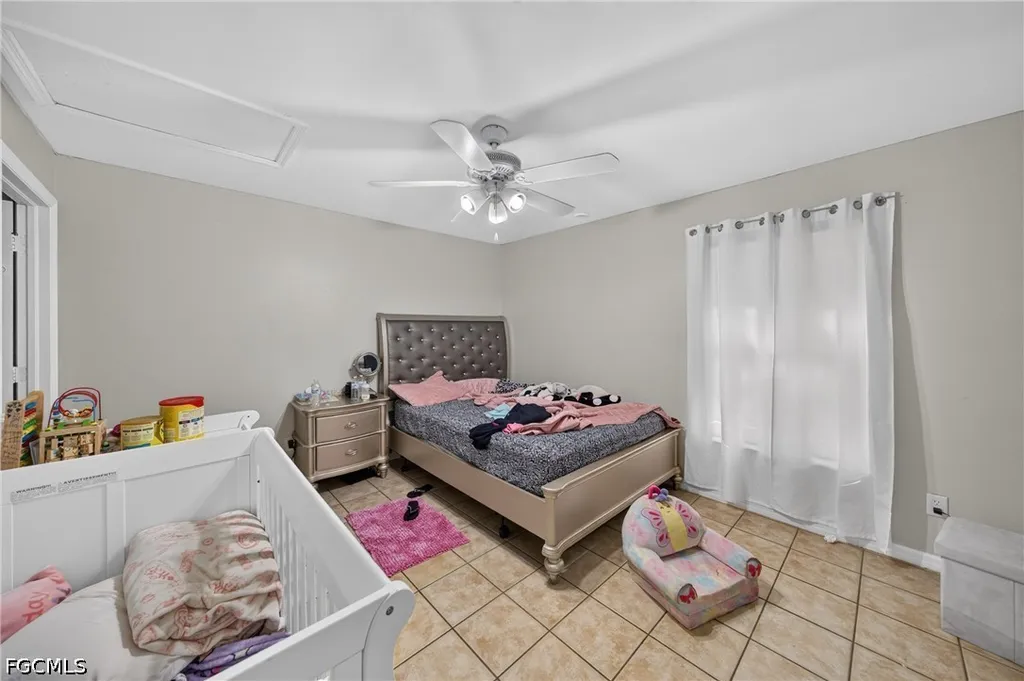 1133/1135 Gordon Avenue S Lehigh Acres FL 33973
