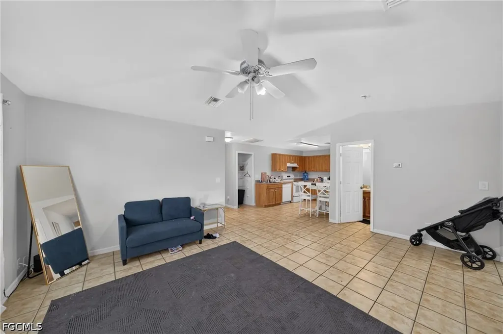 1133/1135 Gordon Avenue S Lehigh Acres FL 33973