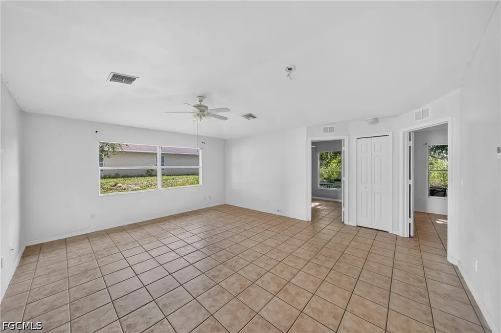 1133/1135 Gordon Avenue S Lehigh Acres FL 33973