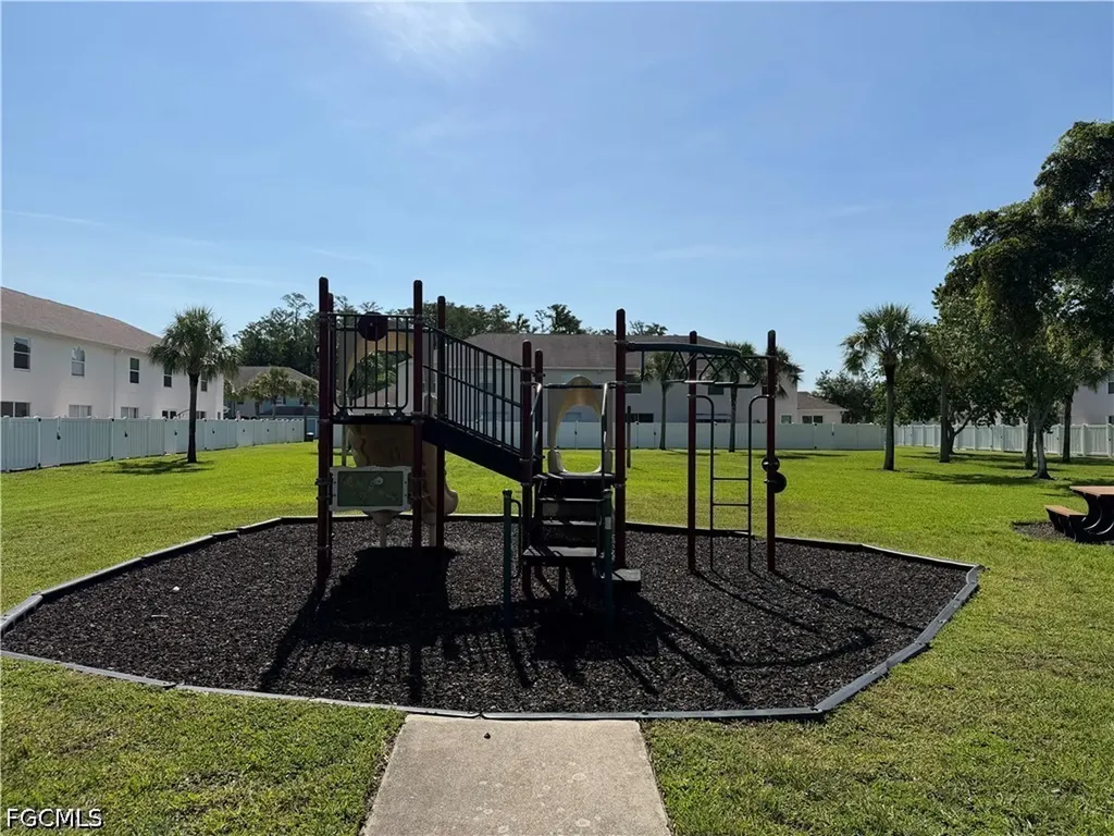 3009 Palmetto Oak Drive Fort Myers FL 33916
