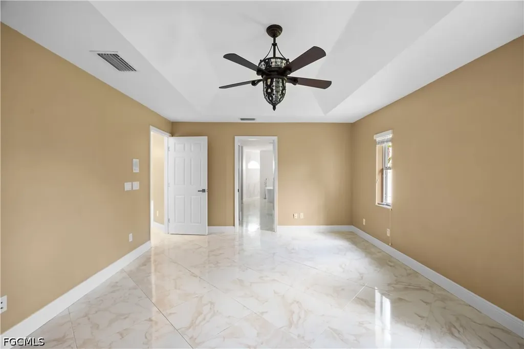 1813 SE 8th Avenue Cape Coral FL 33990