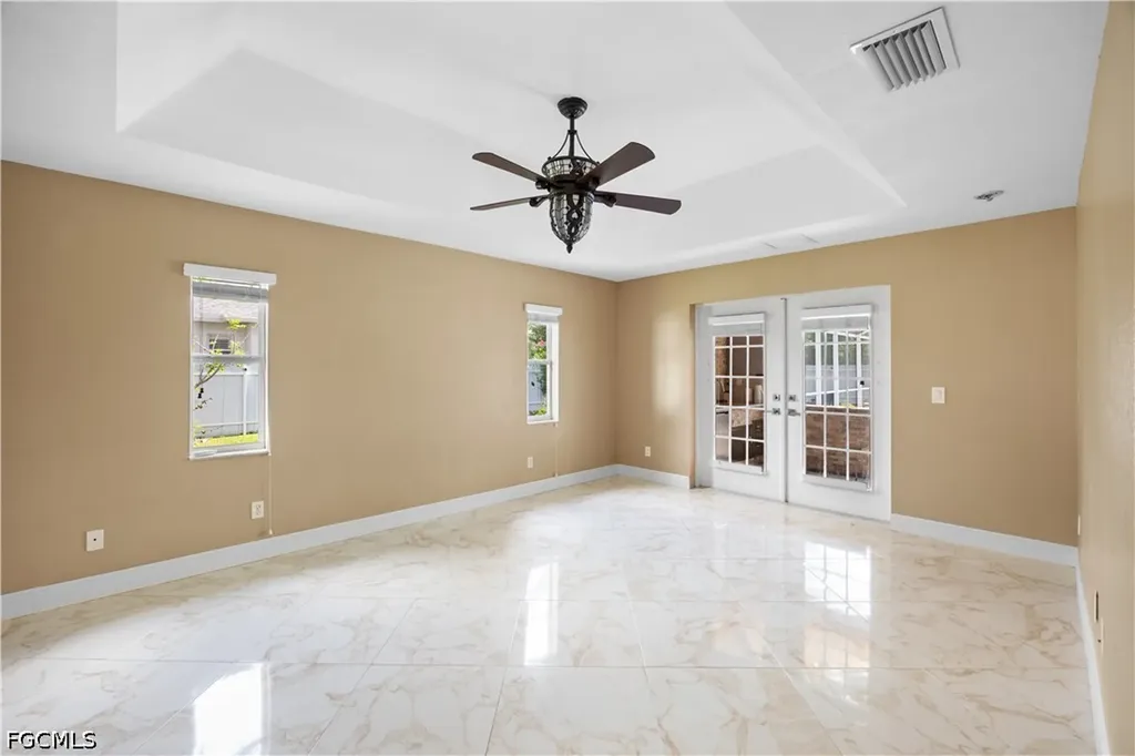 1813 SE 8th Avenue Cape Coral FL 33990