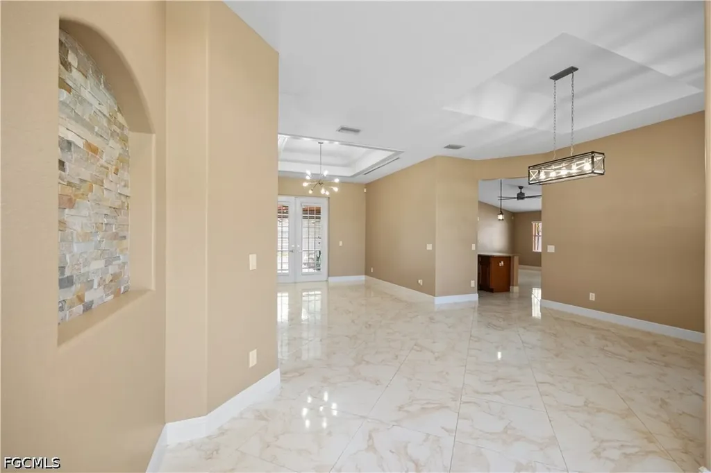 1813 SE 8th Avenue Cape Coral FL 33990