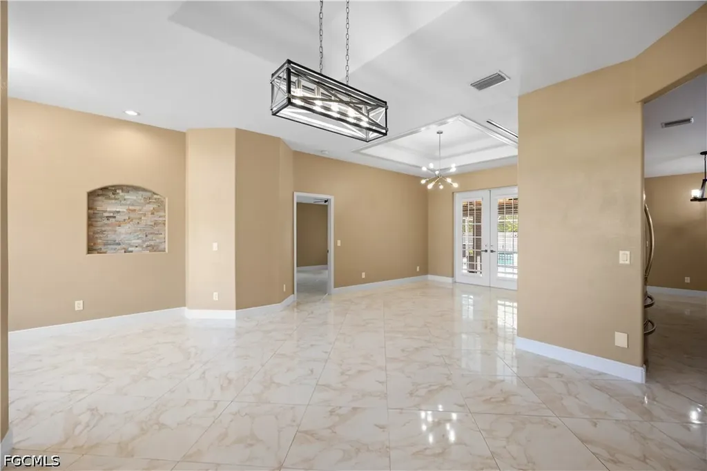 1813 SE 8th Avenue Cape Coral FL 33990
