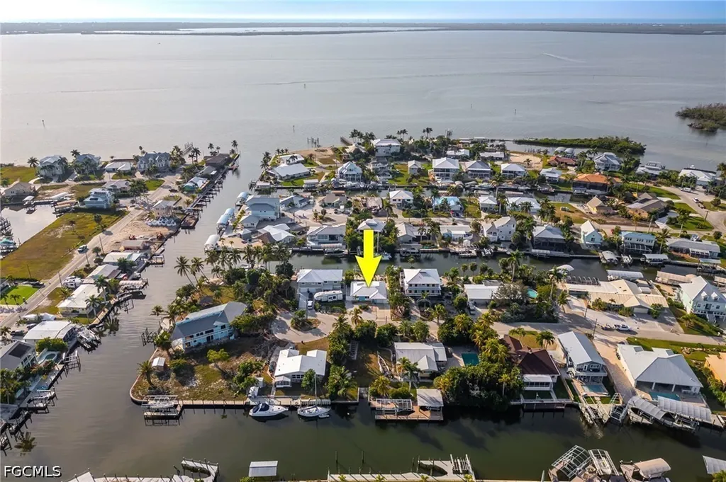 3571 Emerald Avenue St. James City FL 33956