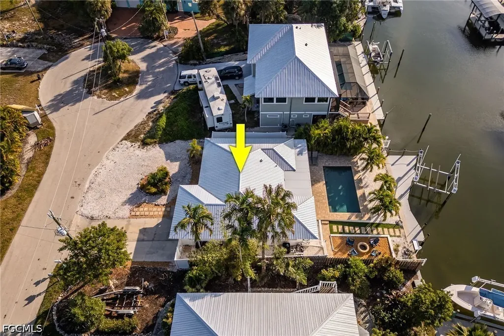 3571 Emerald Avenue St. James City FL 33956