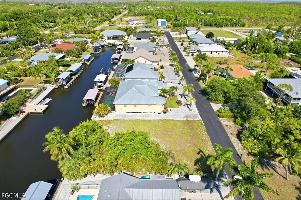 3759 Manatee Drive Manatee Bay Unrecorded Subdivision FL 33956