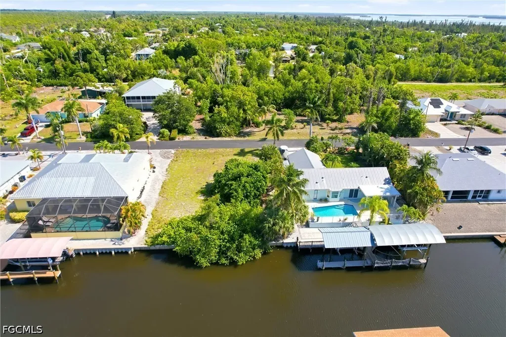 3759 Manatee Drive Manatee Bay Unrecorded Subdivision FL 33956