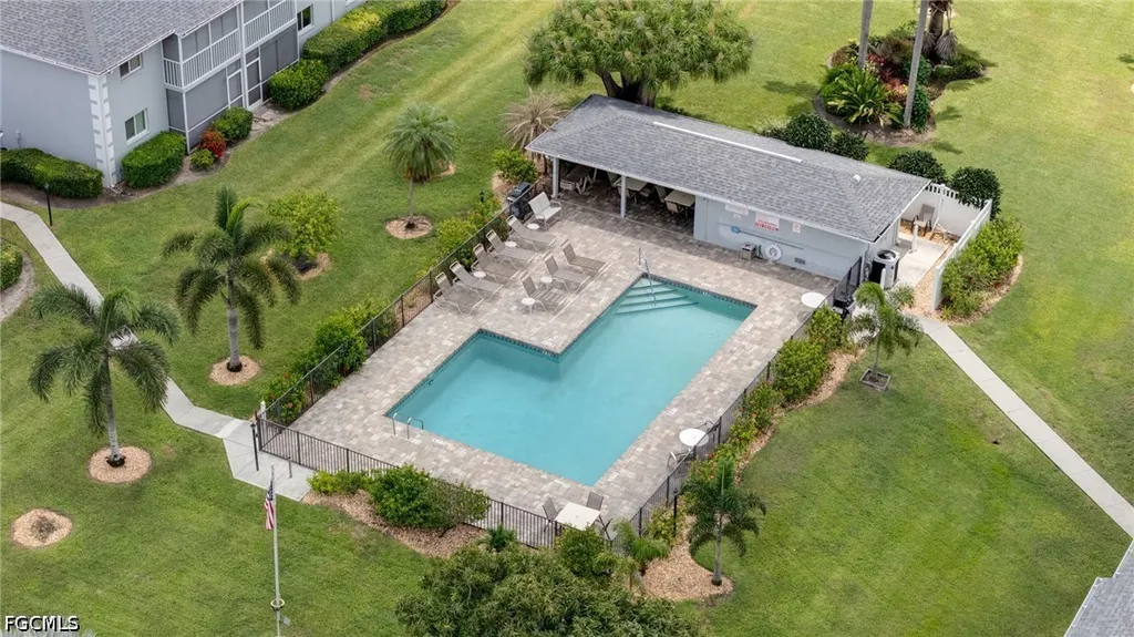 8160 Summerlin Village Circle Fort Myers FL 33919