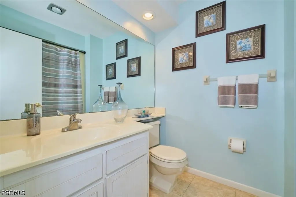 1905 SE 40th Terrace Cape Coral FL 33904