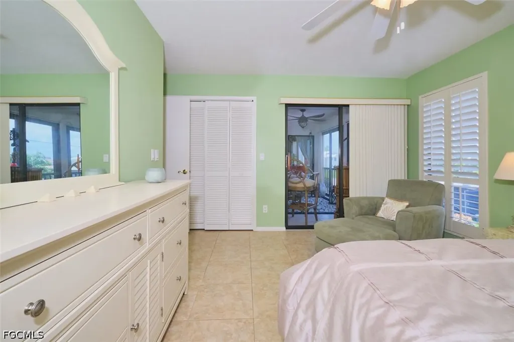1905 SE 40th Terrace Cape Coral FL 33904