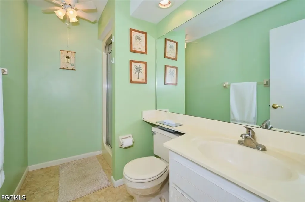 1905 SE 40th Terrace Cape Coral FL 33904