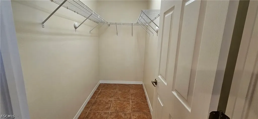 3007 SW Santa Barbara Place Cape Coral FL 33914