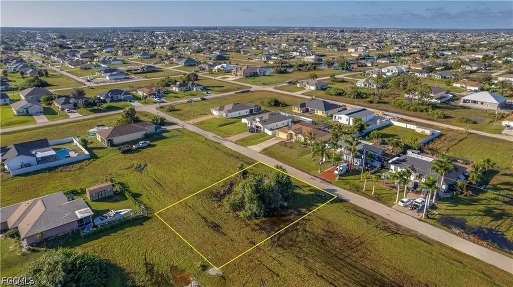 417 NW 25th Place Cape Coral FL 33993
