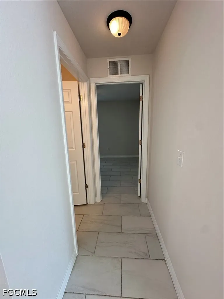 4412 Skyline Boulevard Cape Coral FL 33914
