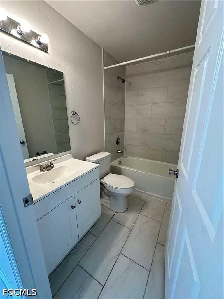 4412 Skyline Boulevard Cape Coral FL 33914